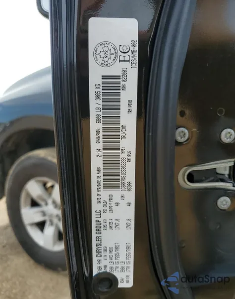 2014 Ram 1500 St z USA, uszkodzony, nr VIN 1C6RR7KG1ES302299